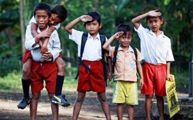 
 Anak Sekolah, Foto : iimrohimah.com