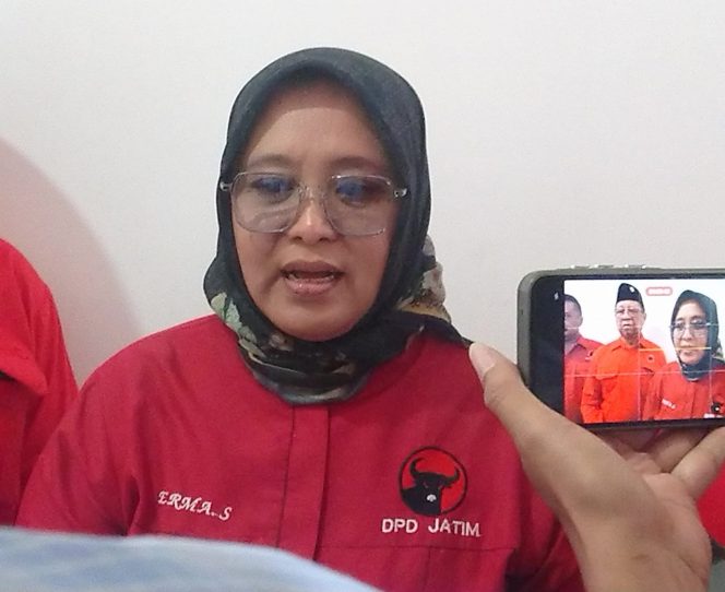 
 Maju Pilkada Dari Partai Lain, PDIP Tulungagung Ultimatum Mantan Kader Copot Baliho Terpasang Logo PDIP