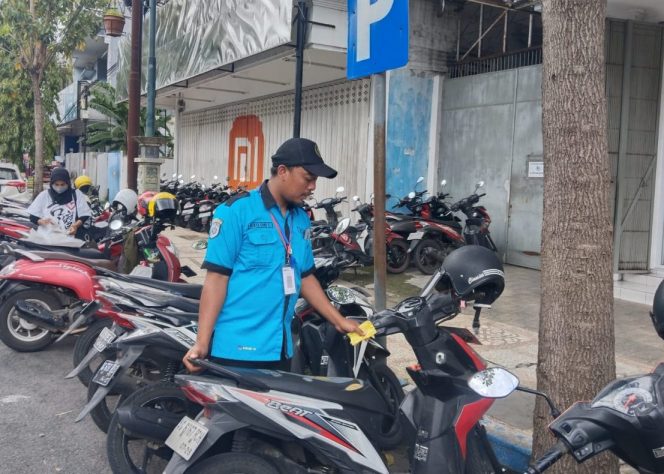 
 Pemkab Tulungagung Akan Terapkan Parkir Berlangganan Bulan Oktober 2025, Bidik PAD 2,9 Miliar Selama 3 Bulan