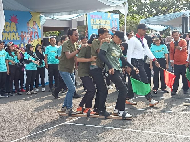 
 Dispora Tulungagung Gelar Festival Olahraga Tradisional, Diikuti Ratusan Peserta